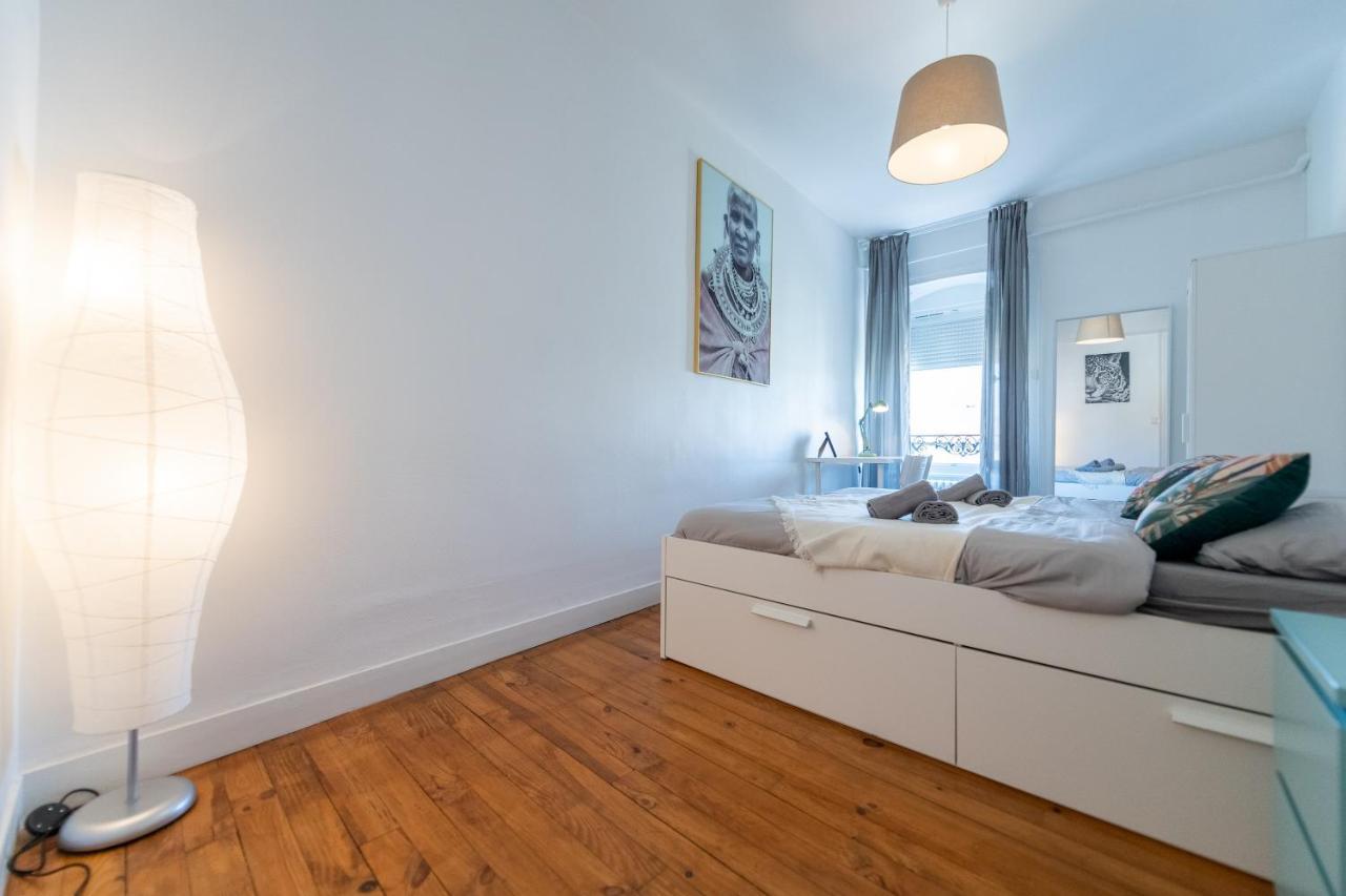 Kasa Zambeze - Spacieux - Wifi Saint-Etienne  Ngoại thất bức ảnh